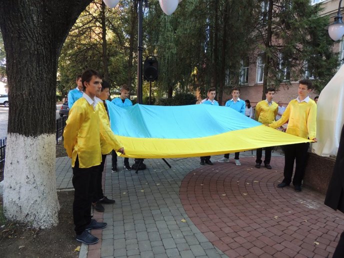 У Берегові відкрили пам’ятник Тарасу Шевченку – 03