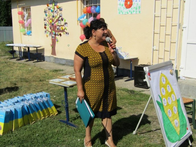 Майже 30 маленьких ромів святкували випускний в Ужгороді – 02