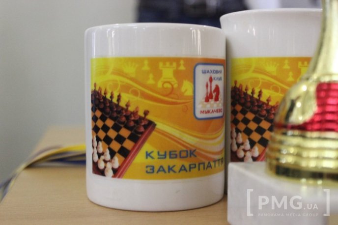 У Мукачеві нагородили переможців Міжнародного шахового фестивалю "Мукачівське літо 2016" – 06 У Мукачеві нагородили переможців Міжнародного шахового фестивалю "Мукачівське літо 2016" – 06
