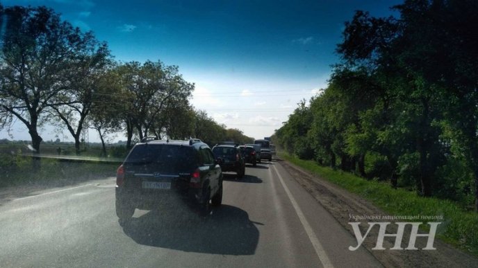 Біля Мукачева трапилася потрійна ДТП, внаслідок якої ледь не вибухнула вантажівка – 03