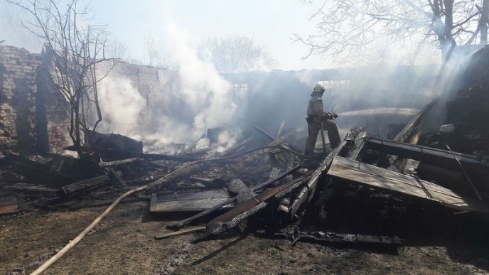 Через приготування м’яса ледь не згорів будинок – 02