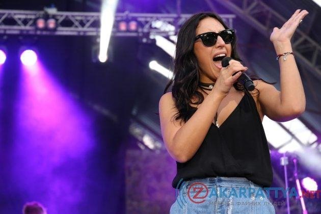 Джамала дала неймовірний концерт в обласному центрі та зробила з Ужгородом фото на згадку – 09