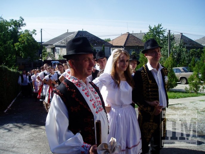 У Дерцені відбулося грандіозне дійство – районний фестиваль "Дерцен-Фест" (ФОТО) – 02