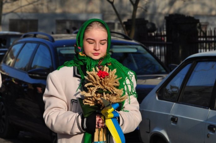 В Ужгороді вшанували памʼять жертв голодоморів в Україні – 01