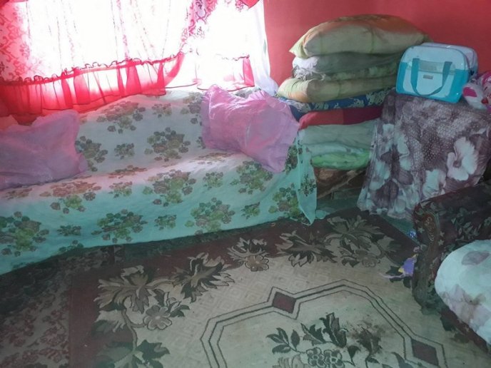 Як живуть роми в Мукачеві: шокуючі фото – 09