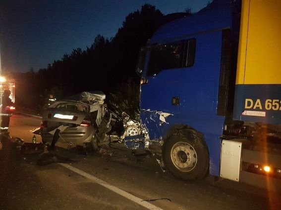 У реанімації померла третя особа: подробиці від поліції та нові фото шокуючої ДТП на Свалявщині – 02