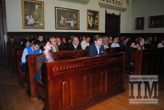 Установчі збори Громадської ради при Мукачівському міськвиконкомі закінчились гучним скандалом (ФОТО) – 05 Установчі збори Громадської ради при Мукачівському міськвиконкомі закінчились гучним скандалом (ФОТО) – 05