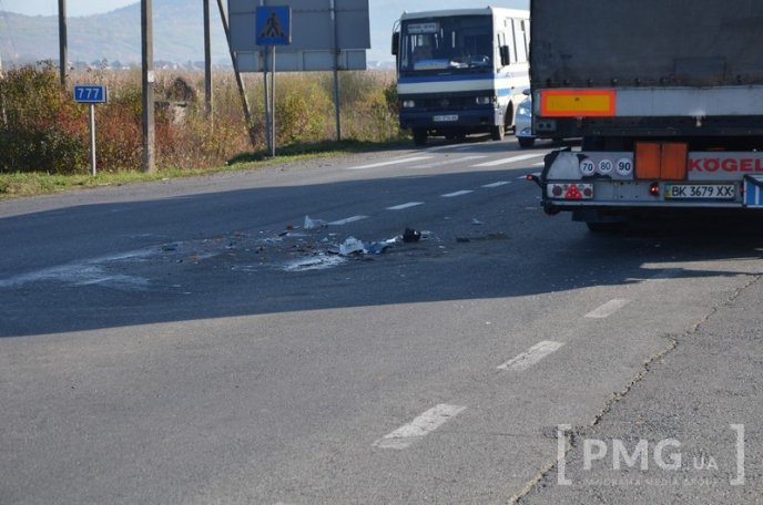 Біля села Іванівці у ДТП потрапили дві маршрутки та іномарка – 11
