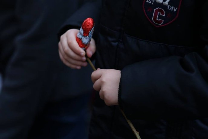 В Ужгороді "католицькі" миколайчики привітали містян зі святом – 04