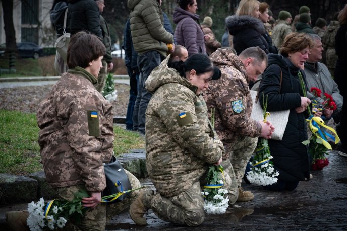 В області поховали Героя, який захищав Україну з 2014 року – 04 В області поховали Героя, який захищав Україну з 2014 року – 04