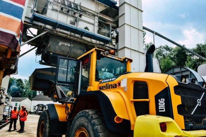 На Закарпатті відкрили новий асфальтний завод – 01