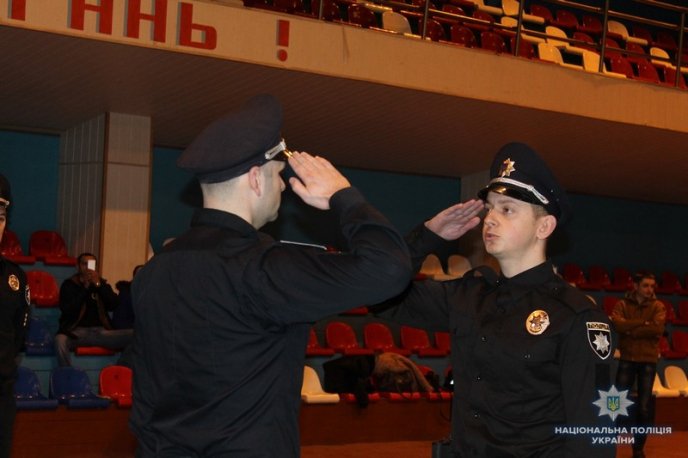 В Ужгороді склали присягу нові патрульні – 01