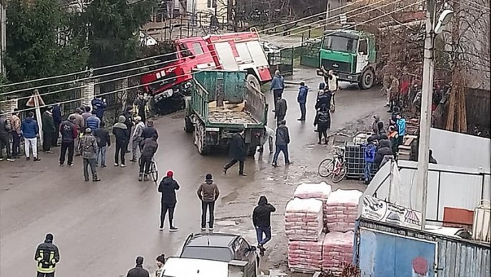 Аварія на Закарпатті: зіткнулись легковик і пожежна машина – 03 Аварія на Закарпатті: зіткнулись легковик і пожежна машина – 03