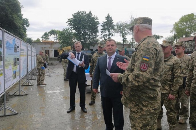 Міністр оборони України відвідав Мукачево – 01