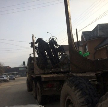 ДТП на Закарпатті: вантажівка в’їхала у легковик – 02 ДТП на Закарпатті: вантажівка в’їхала у легковик – 02