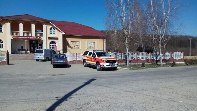 Через гучномовець звертаються до людей: у населених пунктах краю помітили спецавтомобілі – 02 Через гучномовець звертаються до людей: у населених пунктах краю помітили спецавтомобілі – 02