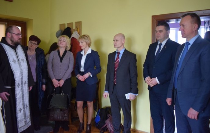 В Ужгороді відкрили дитячий будинок сімейного типу – 04