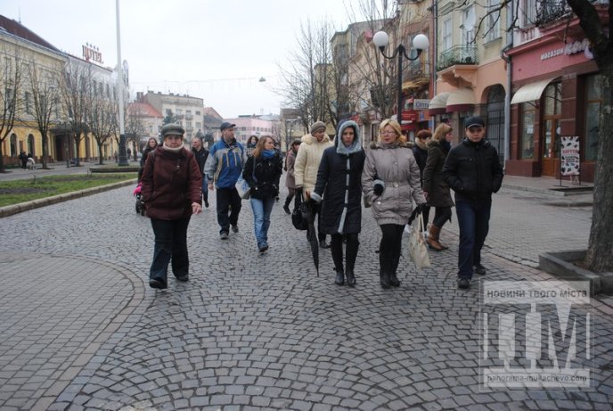 У Мукачеві обговорювали перейменування площі Миру (ФОТОРЕПОРТАЖ) – 12