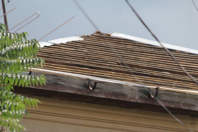 На одній з багатоповерхівок Мукачева відремонтують дах – 12