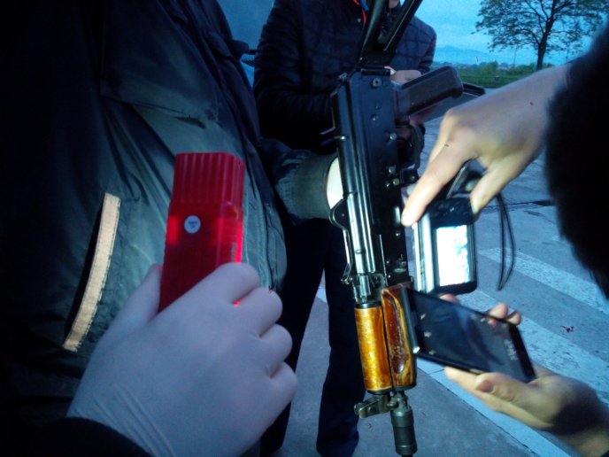 На Закарпатті СБУ вилучила у чоловіка зброю, завезену із зони АТО – 01