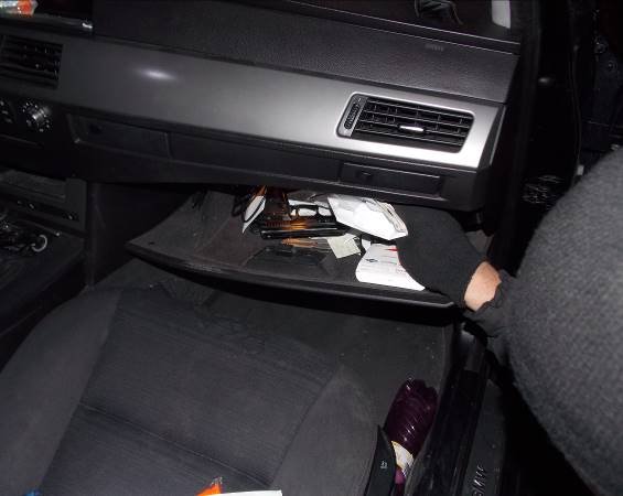 На Закарпатті прикордонники виявили газовий пістолет та набої – 03 На Закарпатті прикордонники виявили газовий пістолет та набої – 03