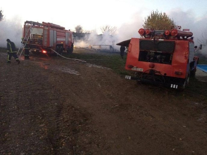 У Солотвині знову горіла база відпочинку – 02