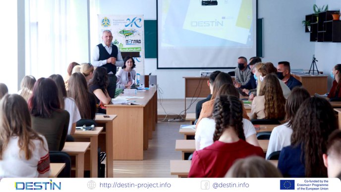 Журналістська освіта в УжНУ змінюється завдяки міжнародному проєкту DESTIN – 01