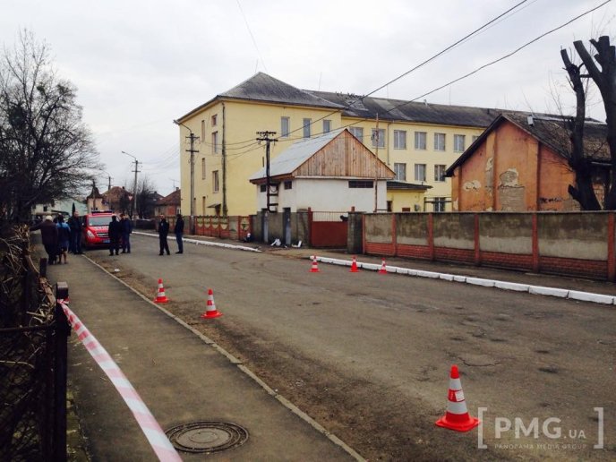 Постраждалий внаслідок стрілянини у Мукачеві виявився раніше судимим – 01