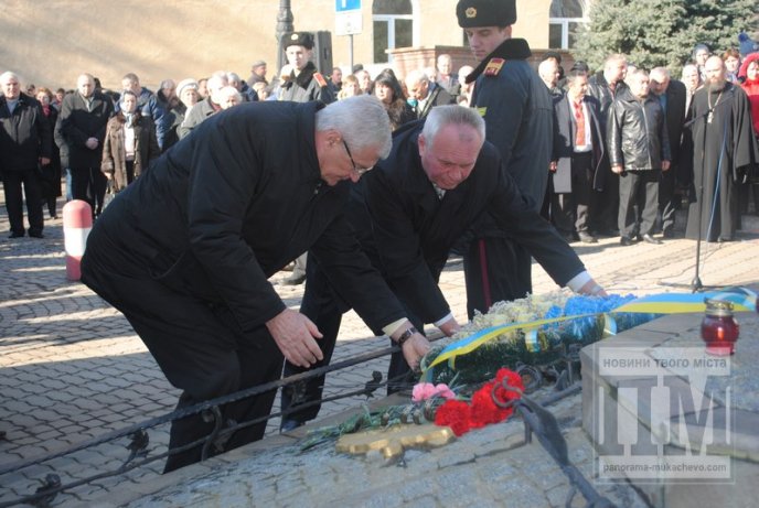 Мукачівці вшанували пам’ять загиблих воїнів-інтернаціоналістів (ФОТОРЕПОРТАЖ) – 26