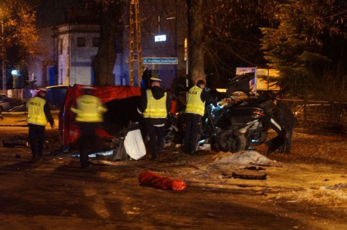 Двоє українців загинули у моторошній ДТП у Польщі – 22