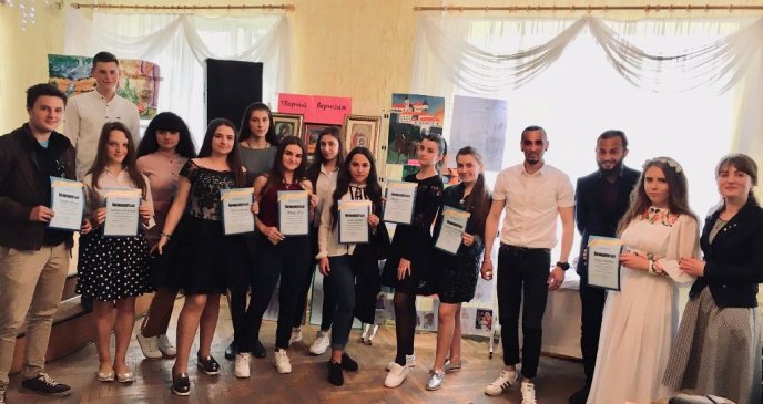 У торговельно-економічному коледжі Мукачева відзначили мистецьки обдаровану молодь – 01