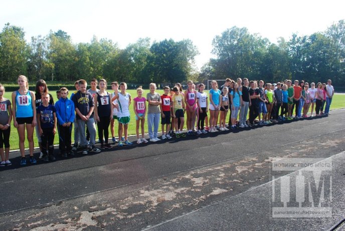 Юні легкоатлети теж відзначають День спорту (ФОТОРЕПОРТАЖ) – 07