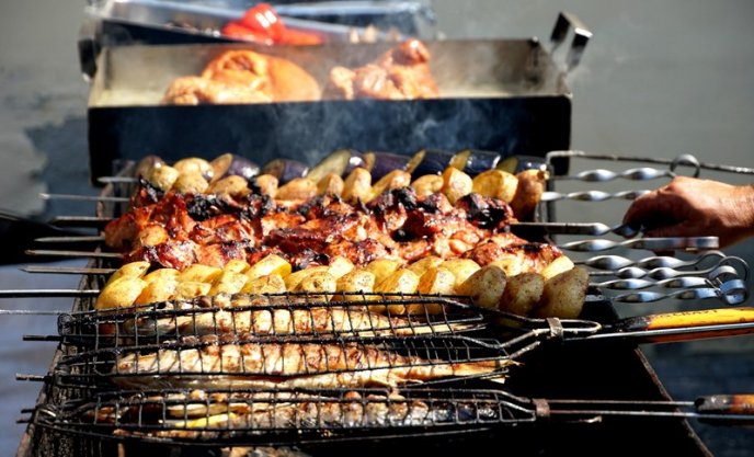 Фестиваль-ярмарок «Медовий Спас» розпочався в Ужгороді – 18