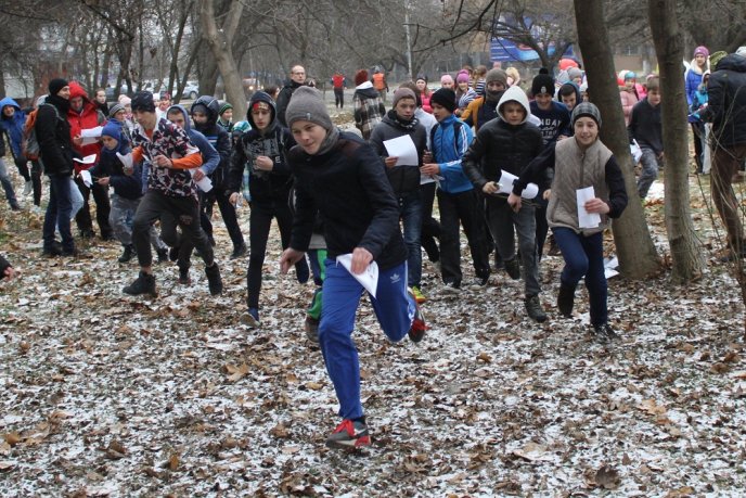 Закарпатські орієнтувальники влаштували змагання до Дня святого Миколая – 02 Закарпатські орієнтувальники влаштували змагання до Дня святого Миколая – 02