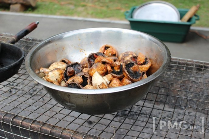 У парку "Перемога" завершується підготовка до фестивалю "Варишське пиво" – 09