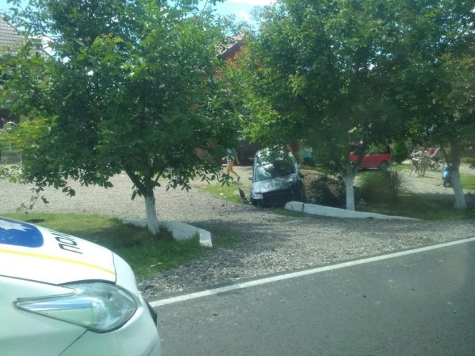 ДТП у Виноградові: опубліковано фото – 03 ДТП у Виноградові: опубліковано фото – 03