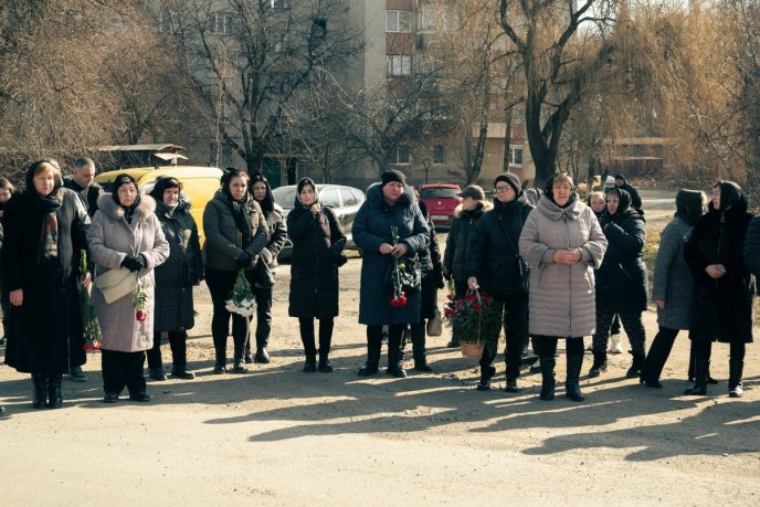 У Мукачеві поховали воїна, який захищав Україну з початку повномасштабного вторгнення – 02