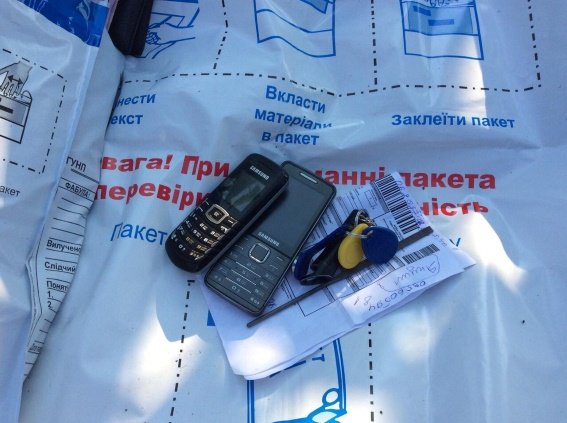 Львів’яни пограбували у Мукачеві квартиру та намагались втекти від поліцейських – 01