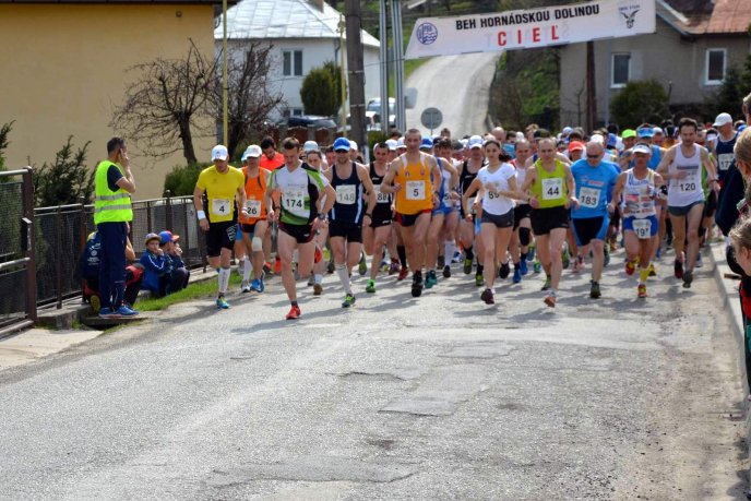 Мукачівець Сергій Расчупкін став срібним призером напівмарафону у Словаччині (ФОТО) – 04