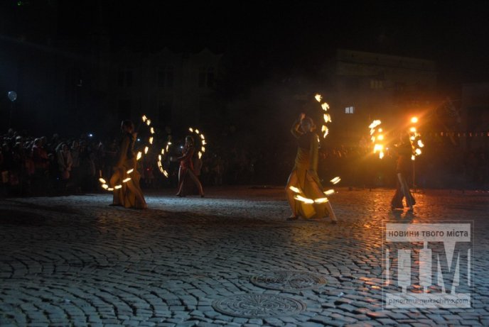 У Мукачеві відзначили День святого Мартина яскравим вогняним шоу (ФОТОРЕПОРТАЖ) – 33