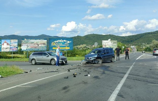 На Закарпатті сталася потрійна ДТП – 02 На Закарпатті сталася потрійна ДТП – 02