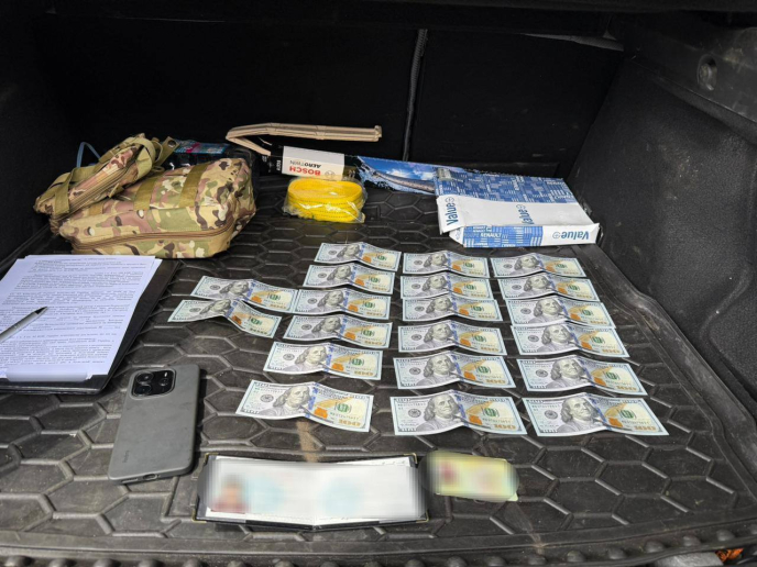 В області затримали прикордонника. Відомо, що він накоїв – 02 Прикордонник за гроші хотів переправити чоловіка за кордон