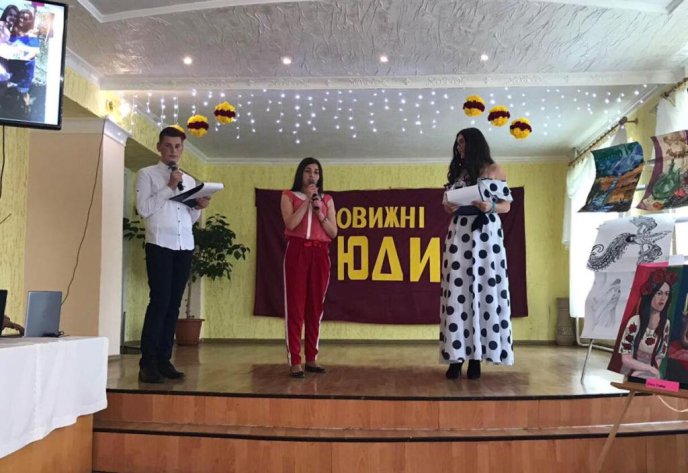 У торговельно-економічному коледжі Мукачева відзначили мистецьки обдаровану молодь – 02