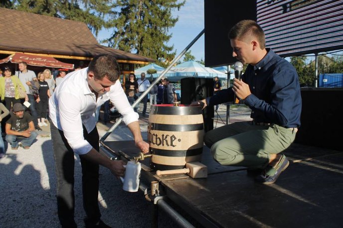 У Мукачеві офіційно відкрили фестиваль "Варишське пиво" – 03 У Мукачеві офіційно відкрили фестиваль "Варишське пиво" – 03