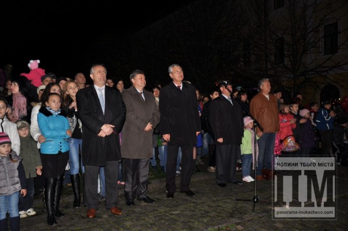 День Святого Мартина у Мукачеві: смачні наїдки, запашне вино і насичена культурна програма (ФОТО) – 24