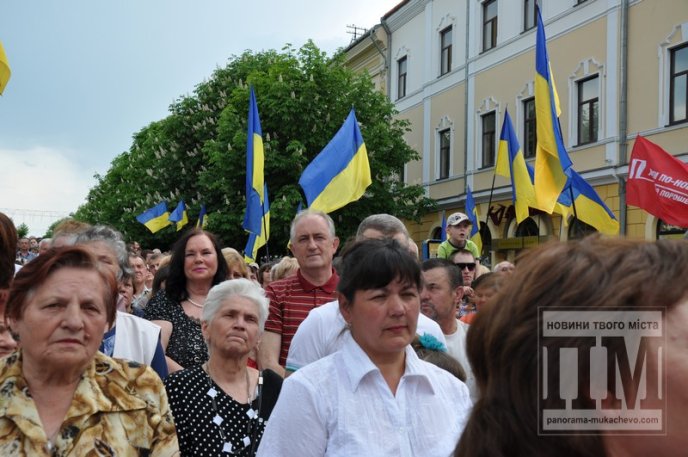 Петро Порошенко у Мукачеві презентував свою передвиборчу програму "Жити по-новому" (ФОТОРЕПОРТАЖ) – 17