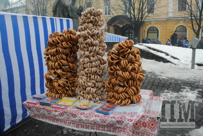 У Мукачеві офіційно розпочався фестиваль "Червене вино - 2015" (ФОТОРЕПОРТАЖ) – 09