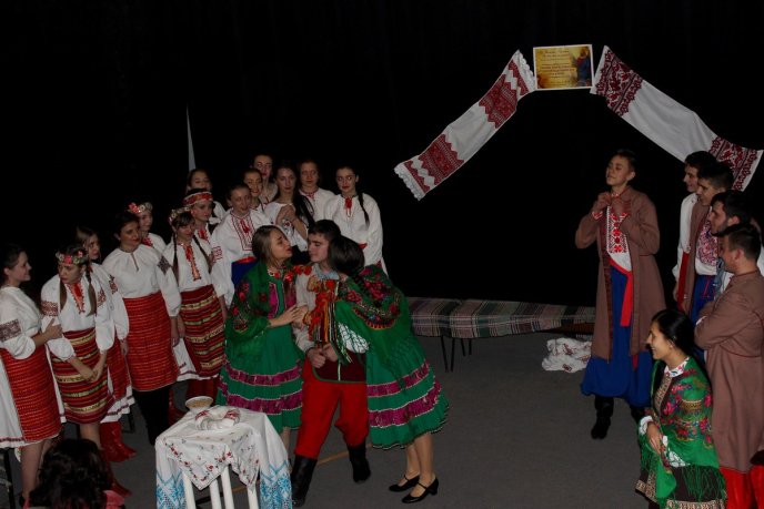 Ужгородські студенти влаштували "Андріївські вечорниці" – 09