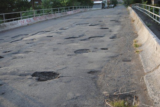 Чинадіївський міст – випробування для автомобілістрів (ФОТО) – 03 Чинадіївський міст – випробування для автомобілістрів (ФОТО) – 03