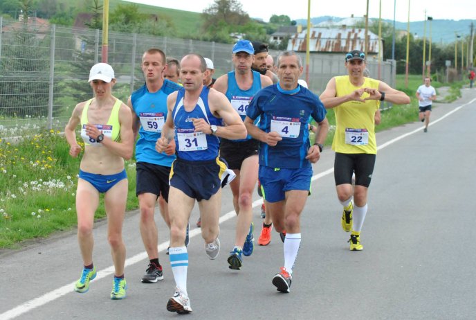 Закарпатські бігуни здобули найвищі нагороди турніру "Стропковська двадцятка" (ФОТО) – 06